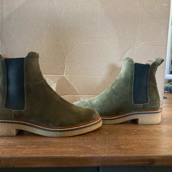 Everlane Italian Leather Chelsea Boot Size 7 - Picture 4 of 4